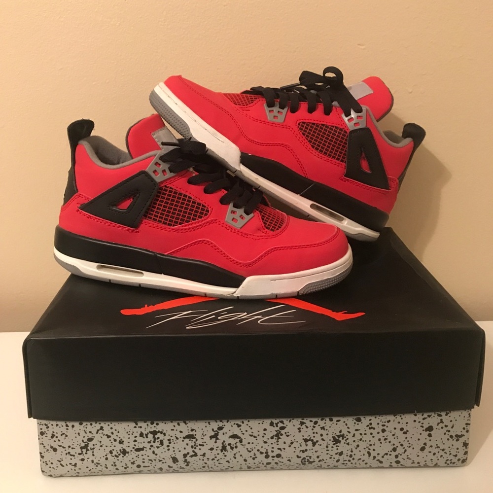 Jordan Toro 4s